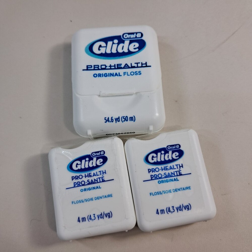 ORAL-B GLIDE Original Pro Health DENTAL FLOSS 2 Travel  sample 1‎ full size READ